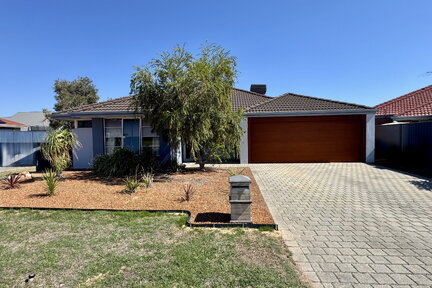 7 PEACH WAY
