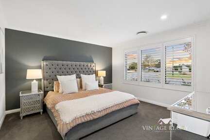 AUBIN GROVE,sale