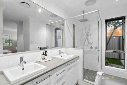 AUBIN GROVE,sale