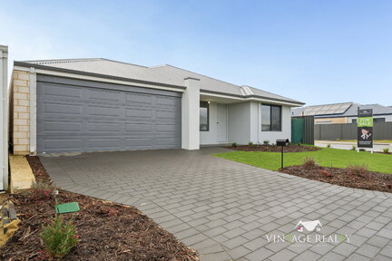 17 PIRIE ROAD