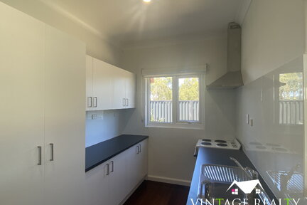 BYFORD,lease