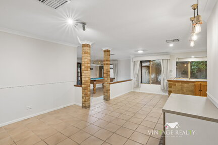 THORNLIE,sale